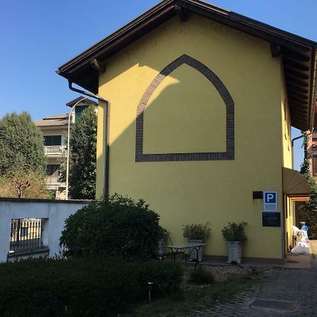 Hotel Il Pino Garlasco Extérieur photo