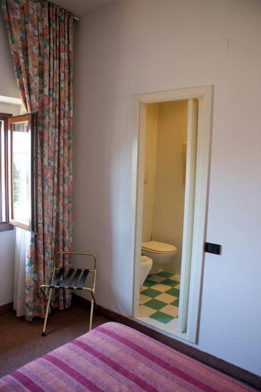 Hotel Il Pino Garlasco Chambre photo