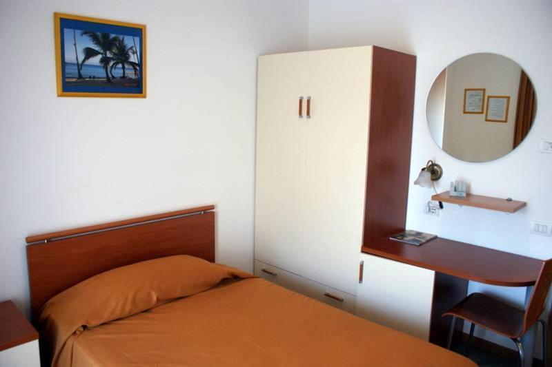 Hotel Il Pino Garlasco Chambre photo